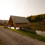 Aqualodge Insolite Chalet *