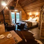 Aqualodge Insolite Chalet *