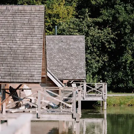 Chalet Aqualodge Insolite Ermeton-sur-Biert