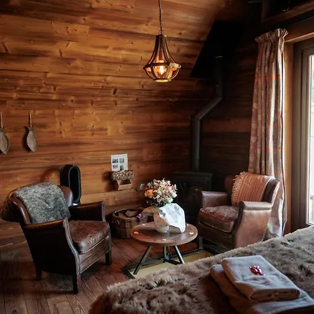 Aqualodge Insolite * Ermeton-sur-Biert