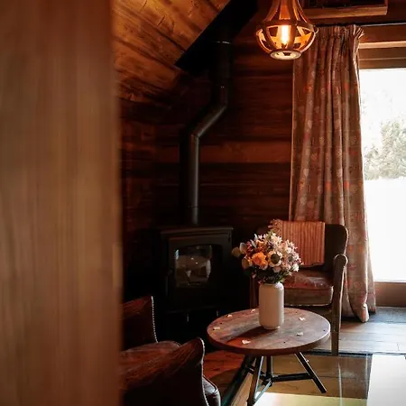 Chalet Aqualodge Insolite Ermeton-sur-Biert