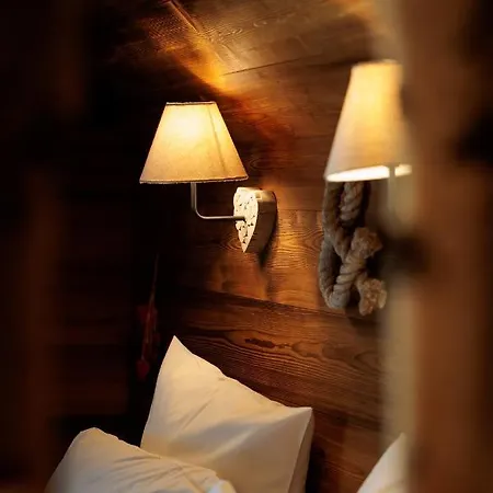 Aqualodge Insolite *