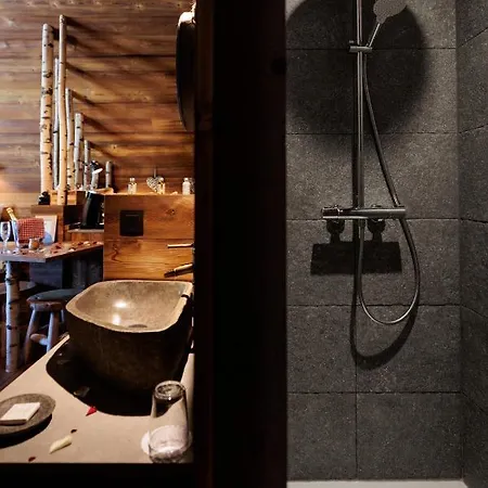 Aqualodge Insolite
