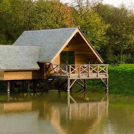 Aqualodge Insolite * Ermeton-sur-Biert