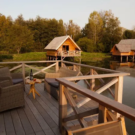 Aqualodge Insolite Шале Ermeton-sur-Biert