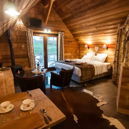 Aqualodge Insolite Chalet *