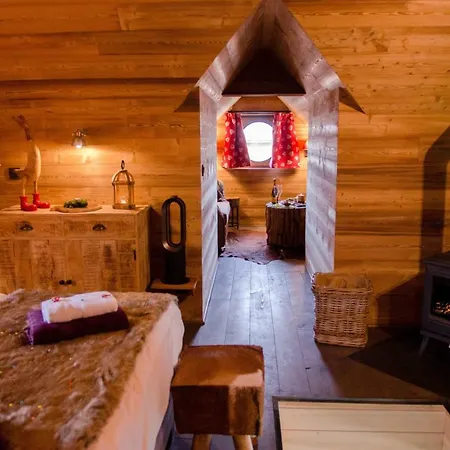 Aqualodge Insolite * Ermeton-sur-Biert