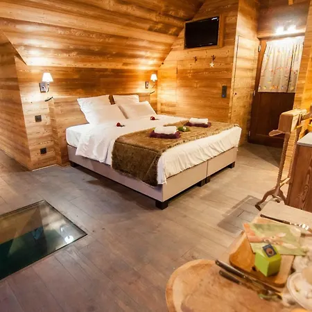 Chalet Aqualodge Insolite Ermeton-sur-Biert